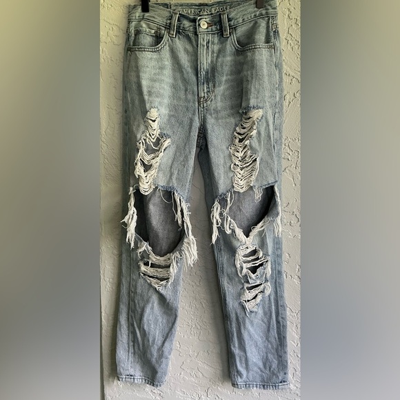 American Eagle Outfitters Distressed Mom Jeans - Picture 1 of 5